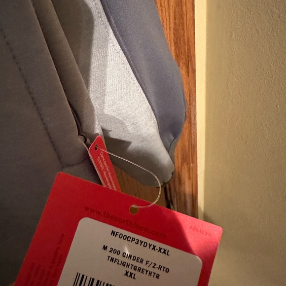 The north face jacket NWT - Picture 4 of 4